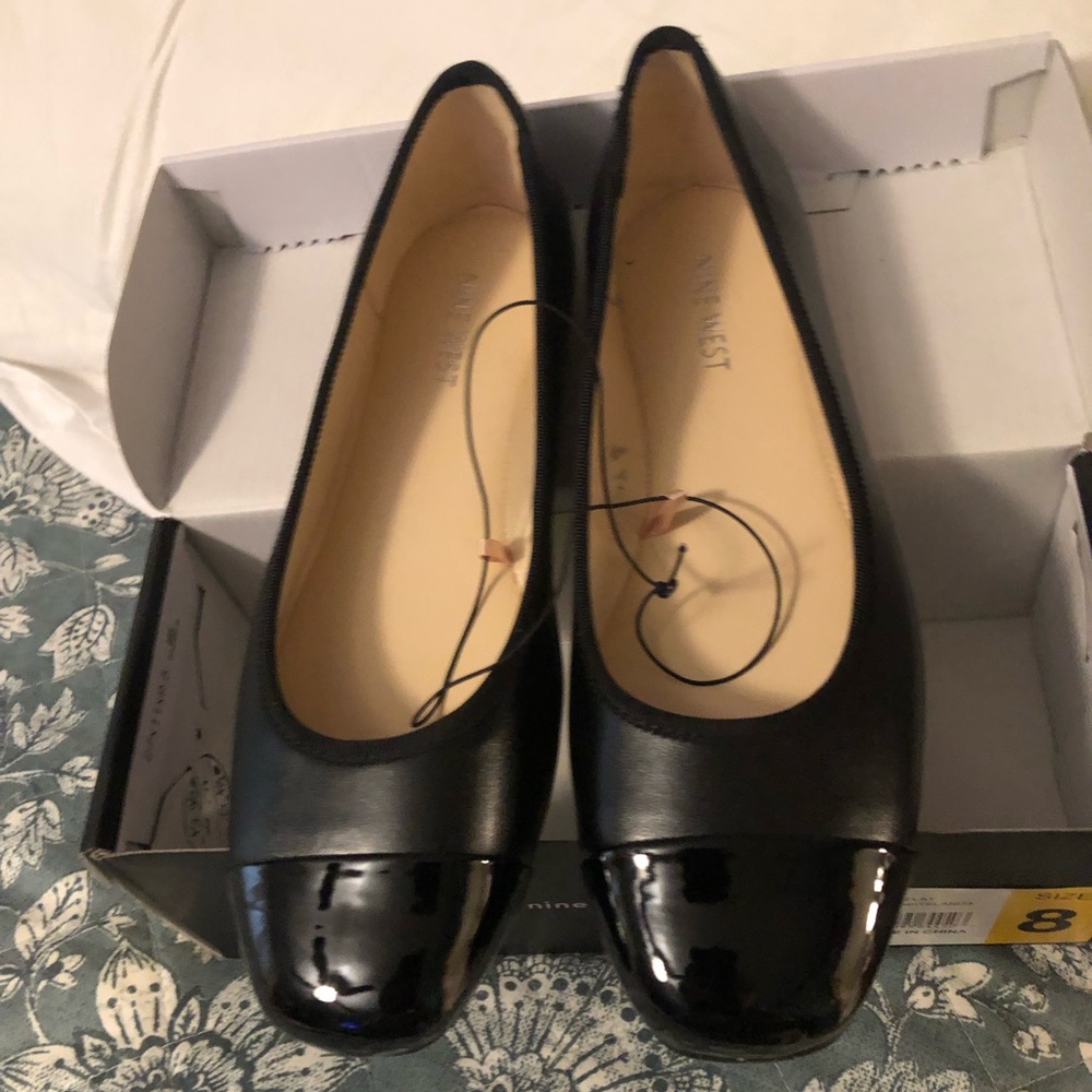 NIB Ladies Nine West TELAND3 CapToe Ballet Flats